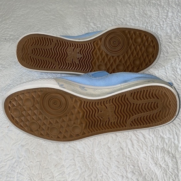 Adidas Nizza Slip-On Sneakers - Picture 9 of 11